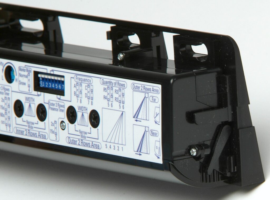 Photo of the Hotron HR100 sensor showing the lever to adjust the activation zone detection area